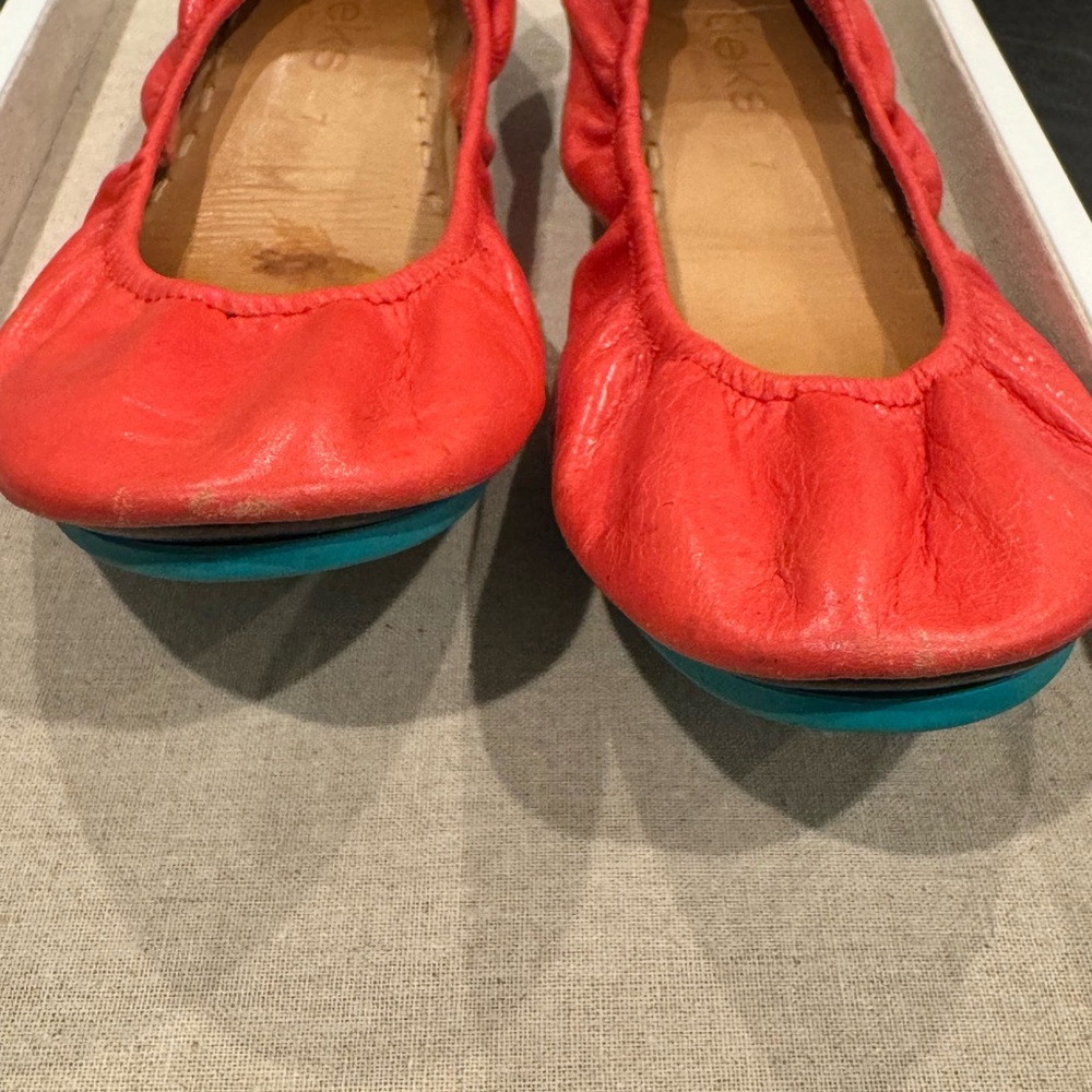 Tieks Poppy Patient Flats - Picture 4 of 9